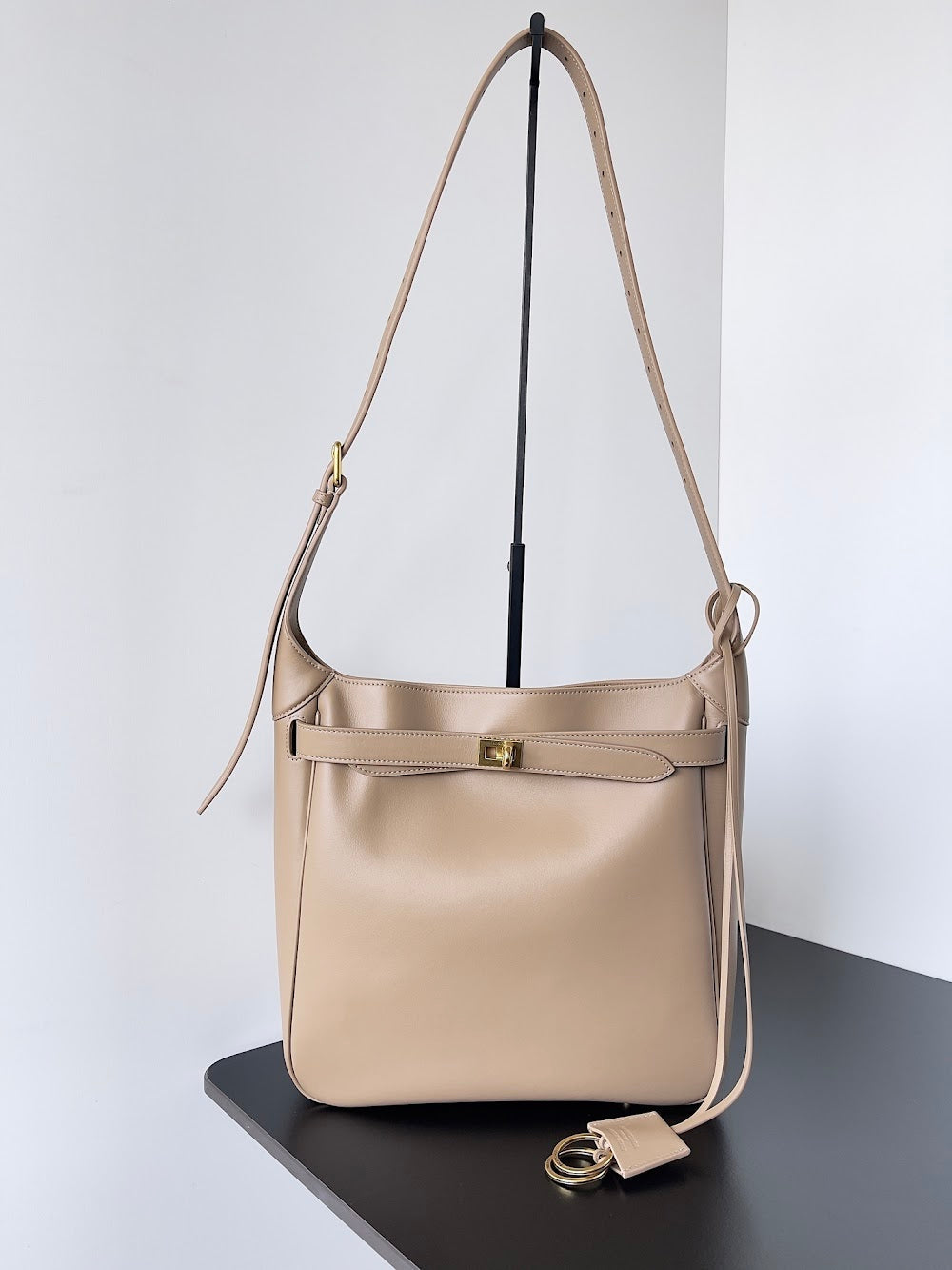 Ezyycart Bags Balenciaga Luxury Bag --111713