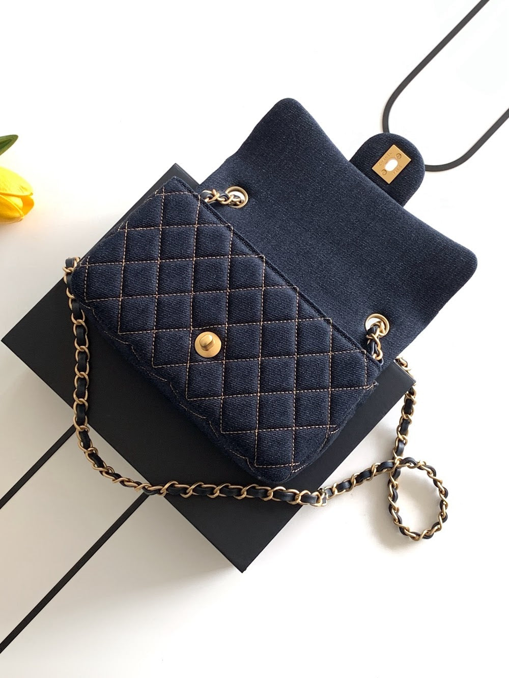 Anum Bags CHn Luxury Bag --114092