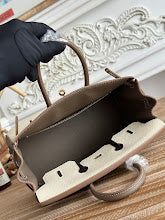 new-luxury-designer-bags-nm11341