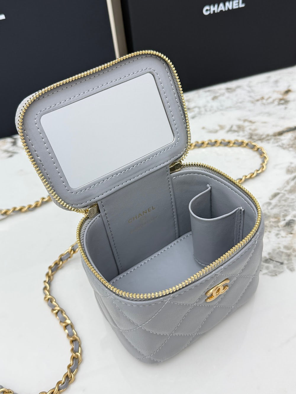Anum Bags CHn Luxury Bag --113781
