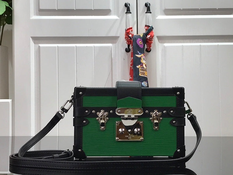 Anum Bags ln Luxury Bag --60023