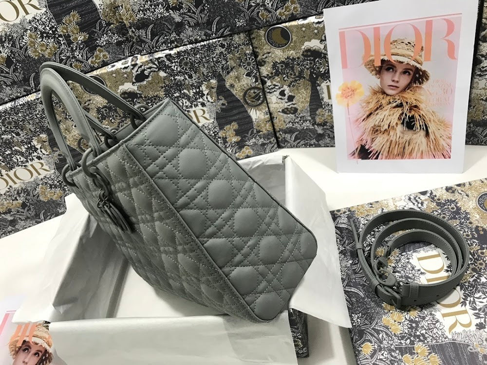 new-luxury-designer-bags-nm16046