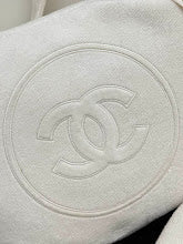 new-luxury-designer-bags-nm6251