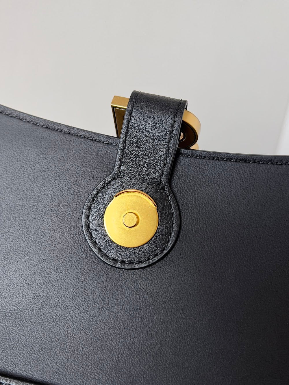 Ezyycart Bags Balenciaga Luxury Bag --111293