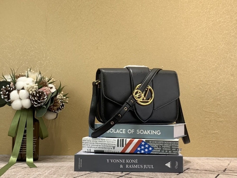 Anum Bags ln Luxury Bag --59040