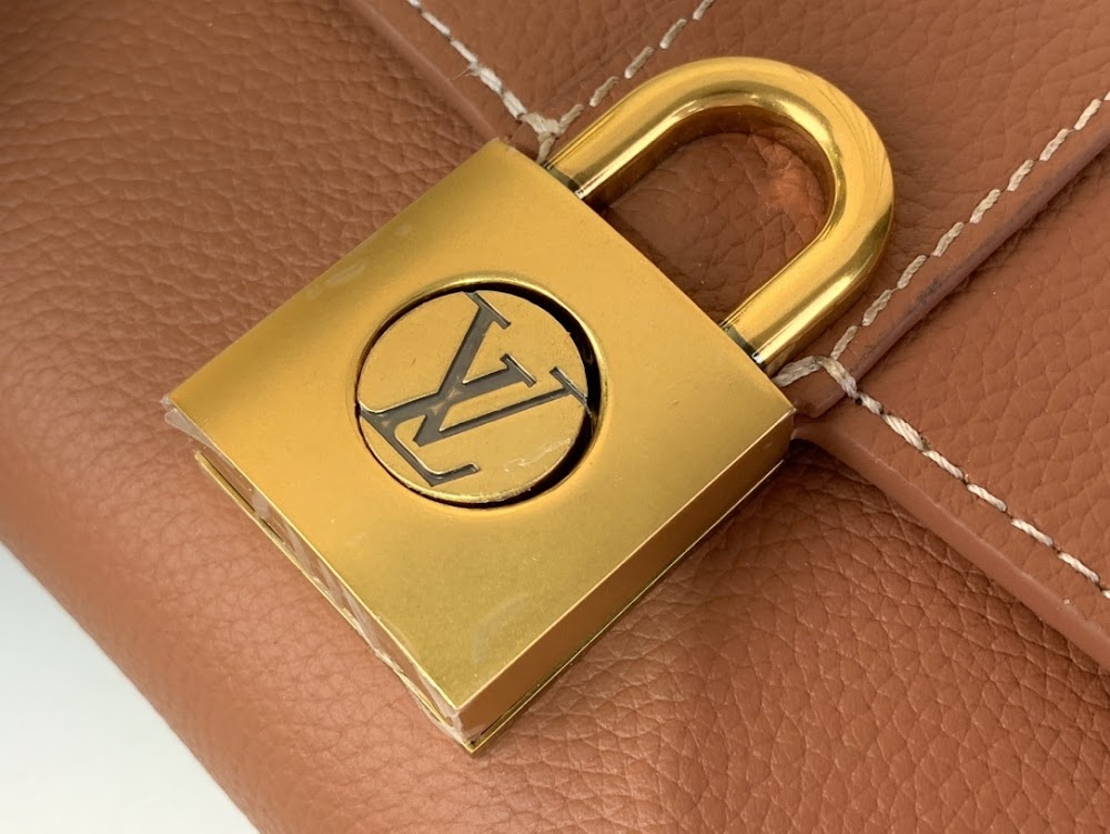 Anum Bags ln Luxury Bag --58078