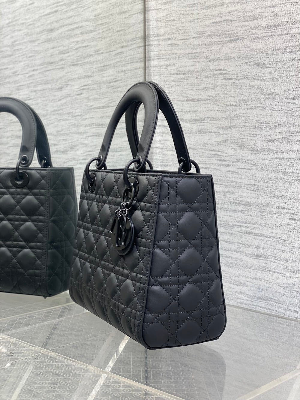 new-designer-premium-bags-nm16619