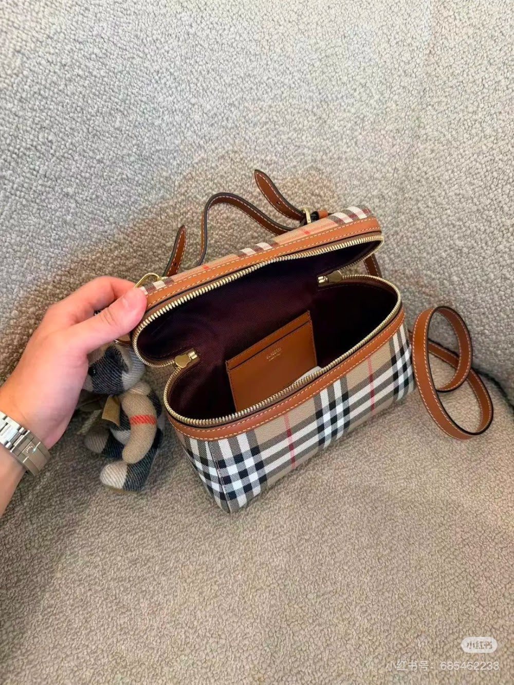 Ezyycart Bags Burberryn Luxury Bag --92892