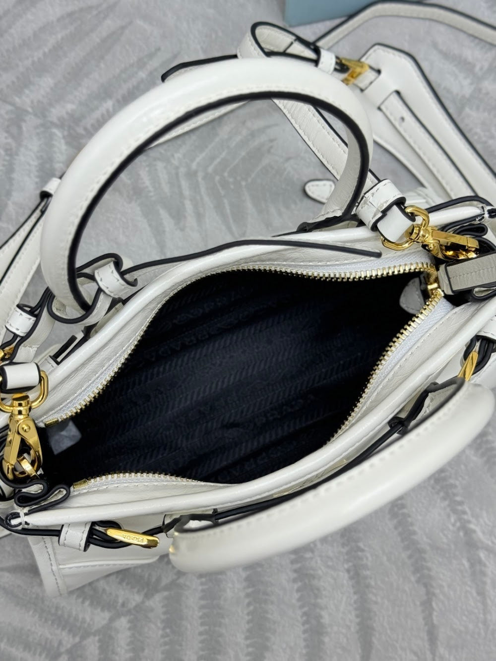 Ezyycart Bags Pradn Luxury Bag --101386