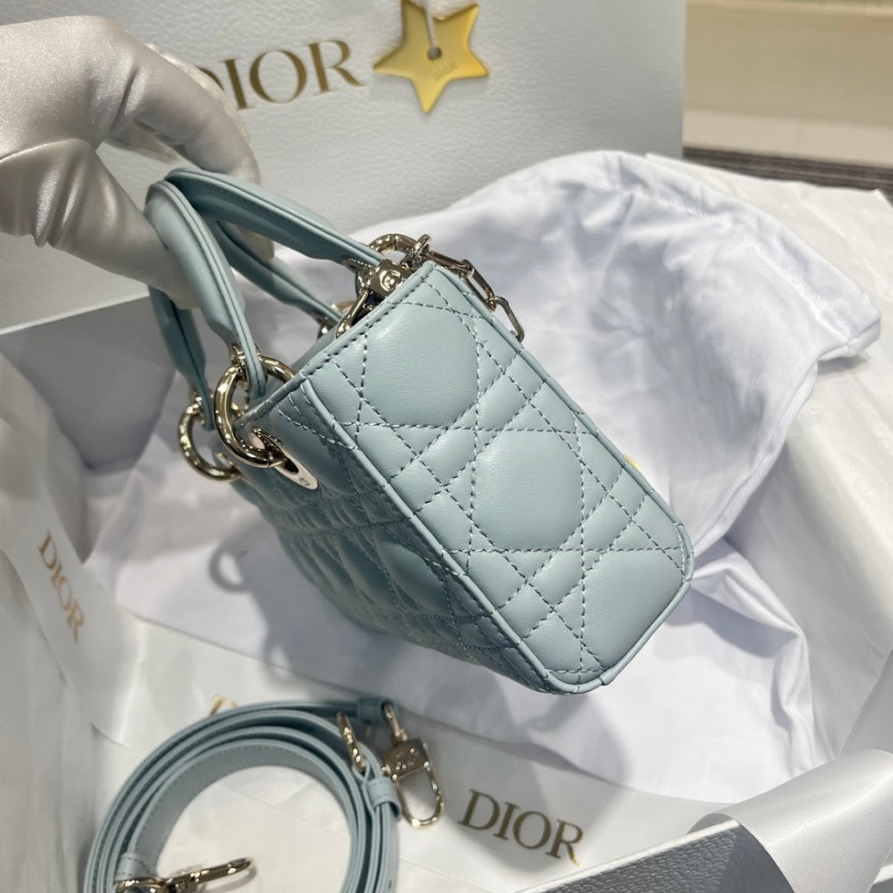new-designer-premium-bags-nm16160