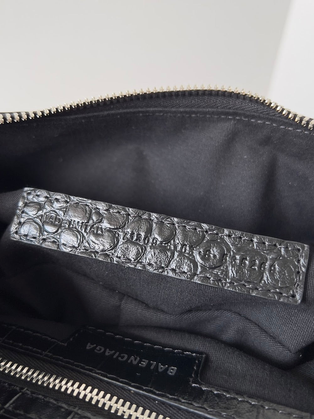 Ezyycart Bags Balenciaga Luxury Bag --111147