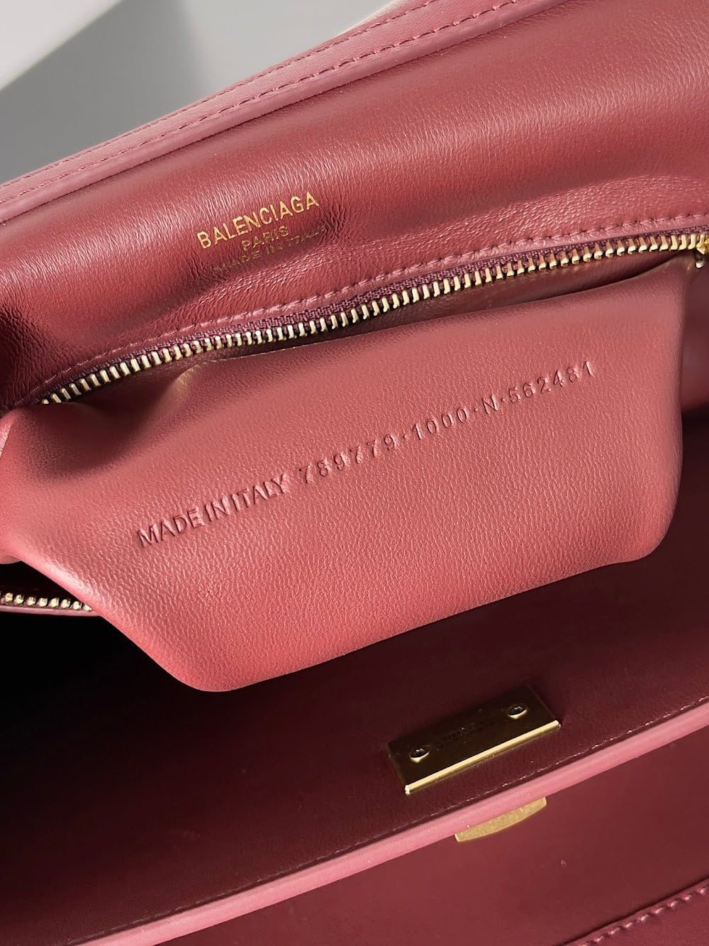 Ezyycart Bags Balenciaga Luxury Bag --111751