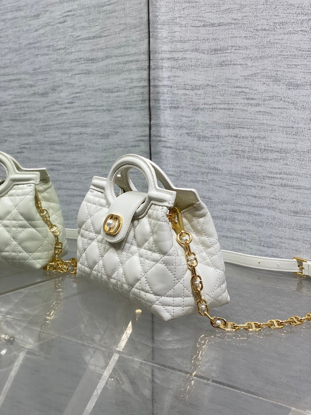 new-designer-premium-bags-nm16745