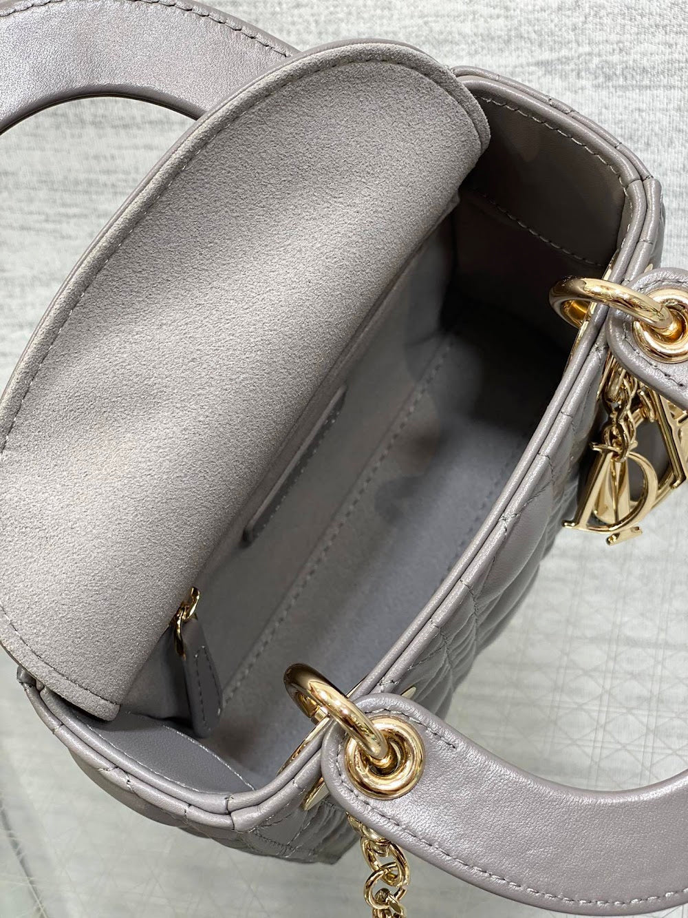 new-designer-premium-bags-nm16618
