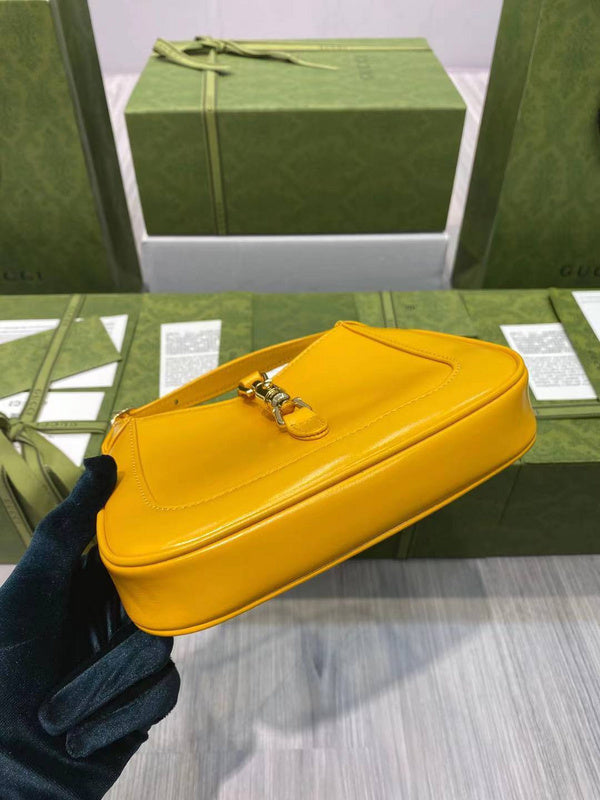 new-designer-premium-bags-nm18657