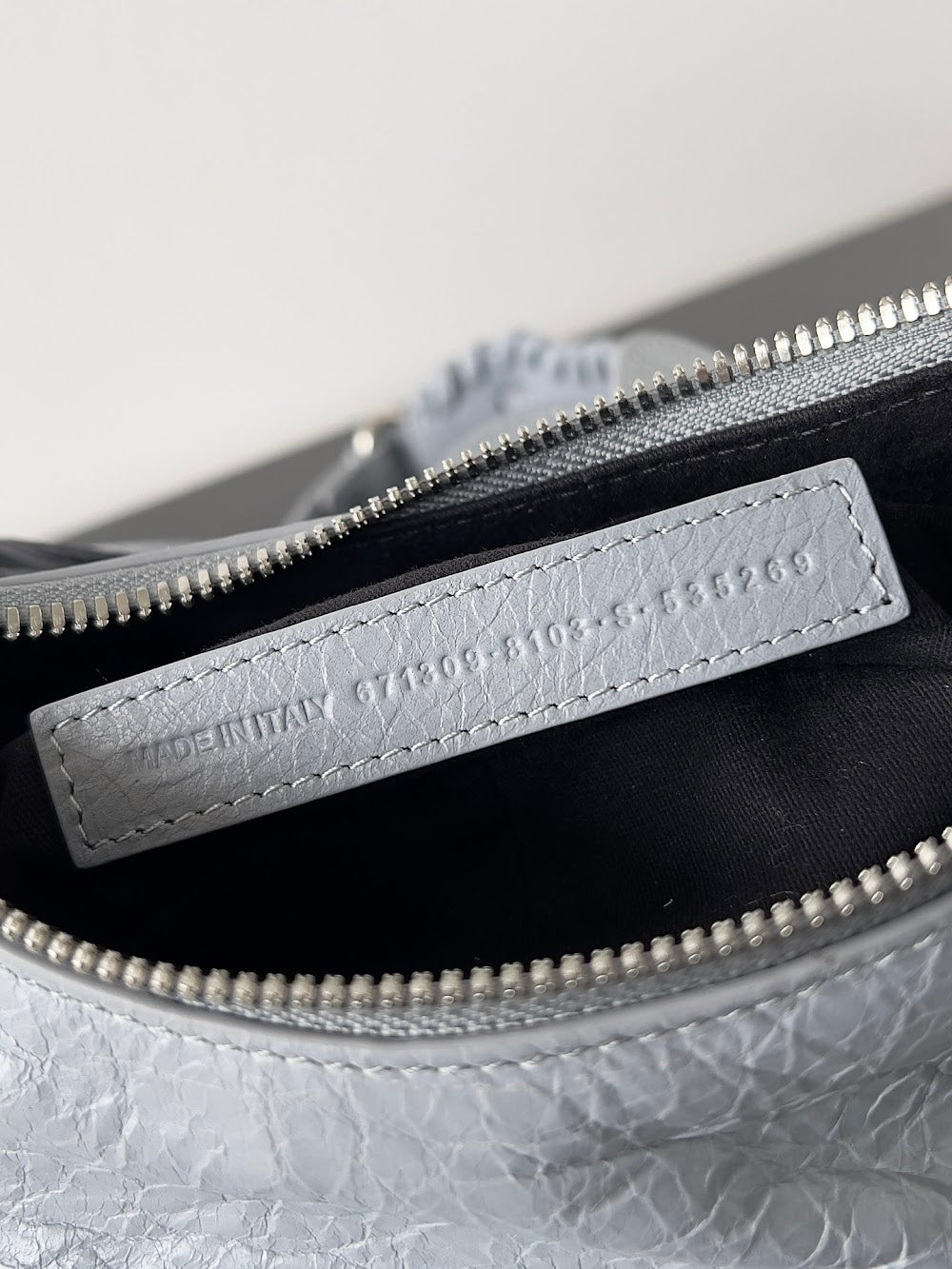 Ezyycart Bags Balenciaga Luxury Bag --111156