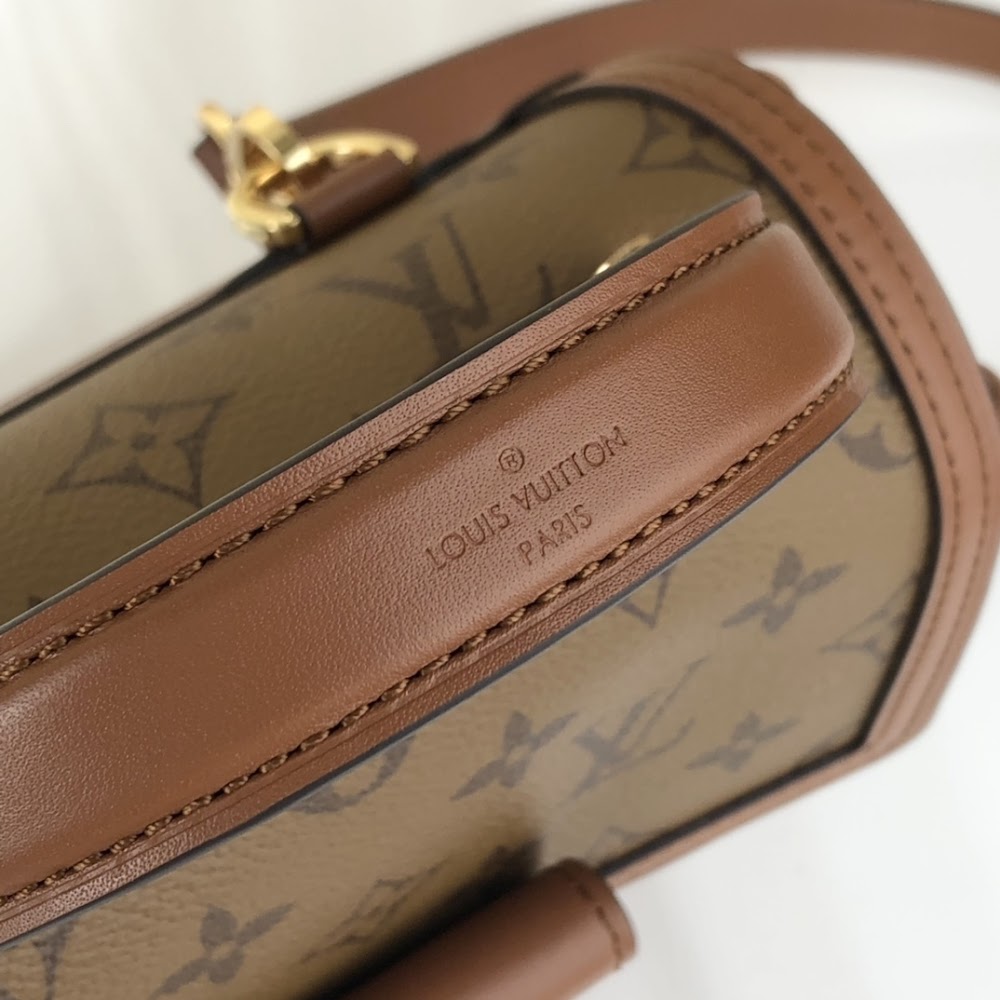 Anum Bags ln Luxury Bag --60462