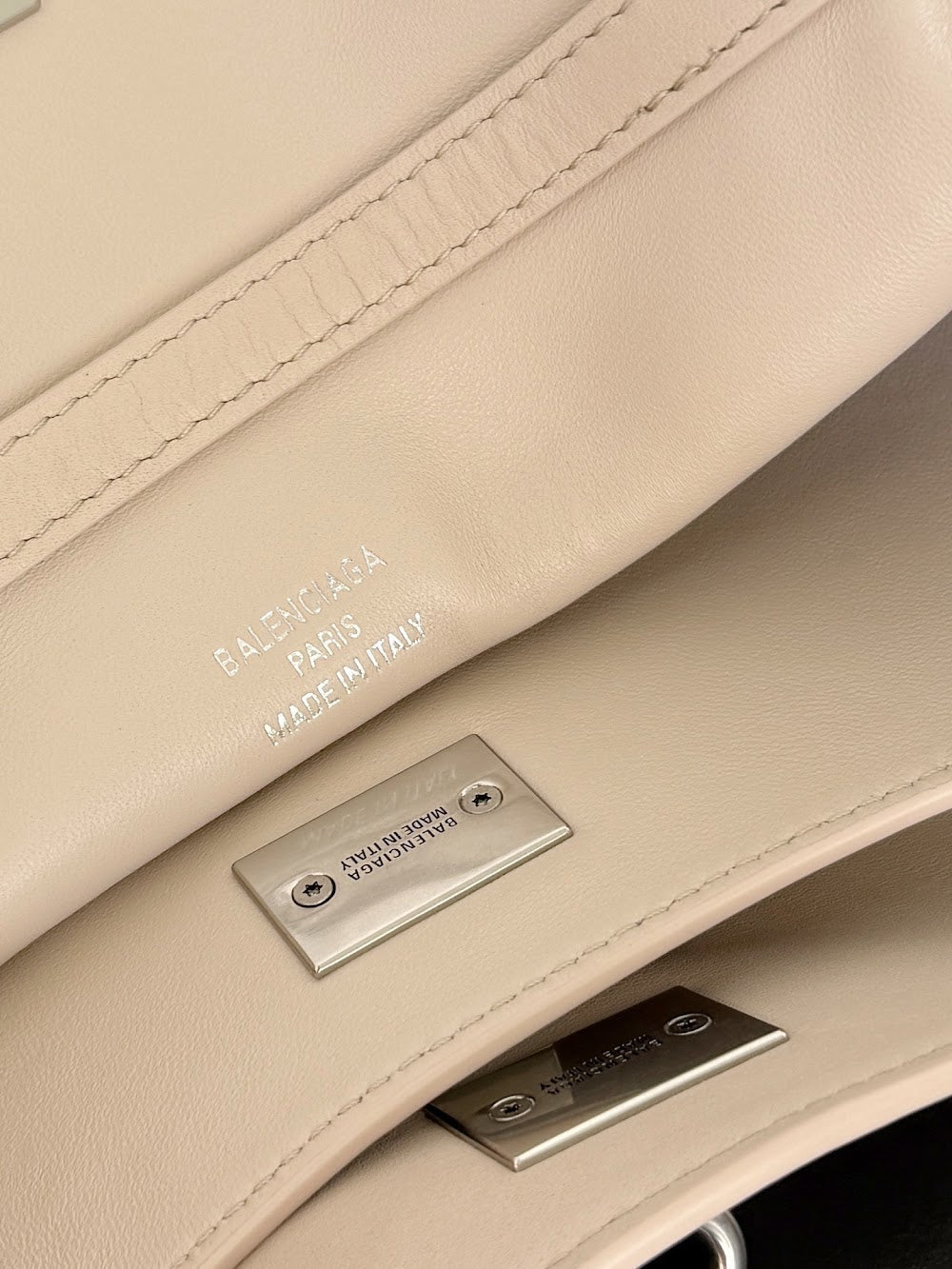 Ezyycart Bags Balenciaga Luxury Bag --111425