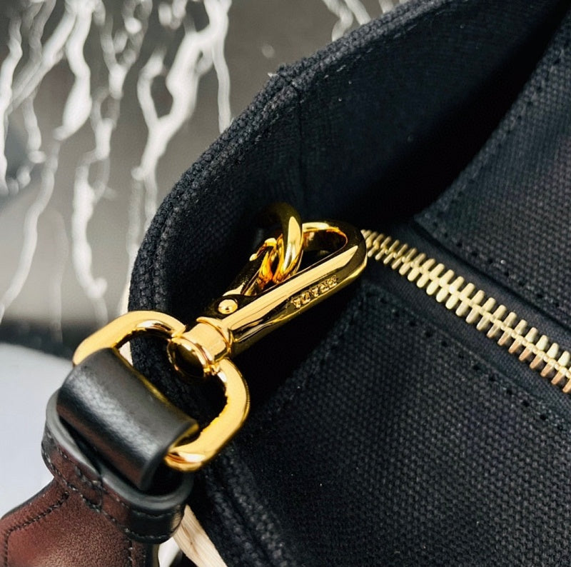 Ezyycart Bags pradn Luxury Bag --74999