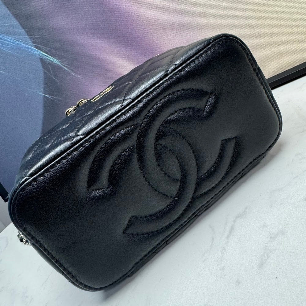 new-luxury-designer-bags-nm9423