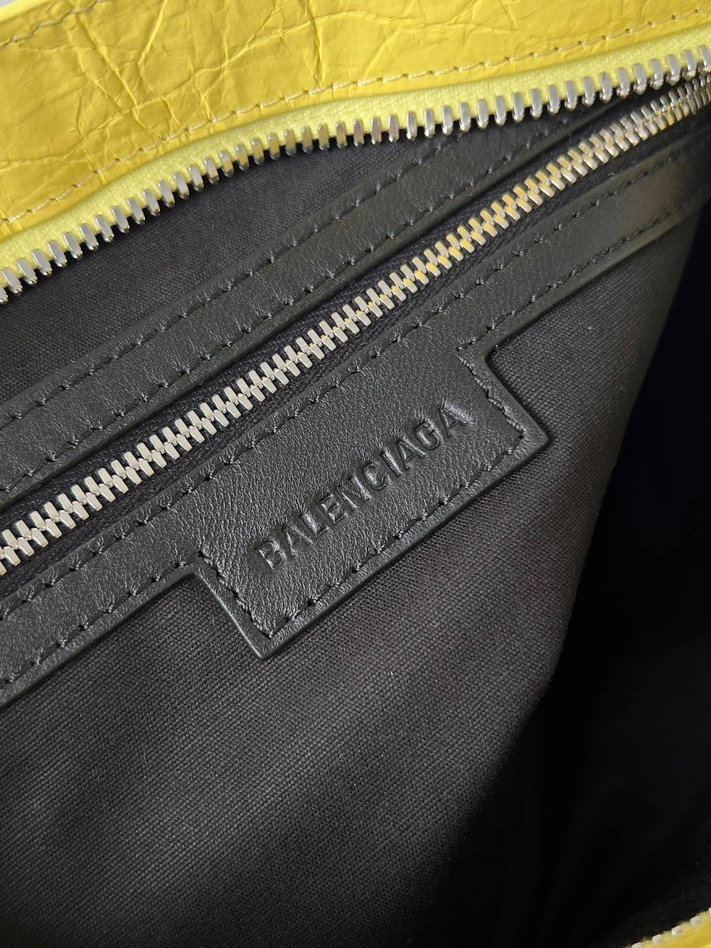 Ezyycart Bags Balenciaga Luxury Bag --110628