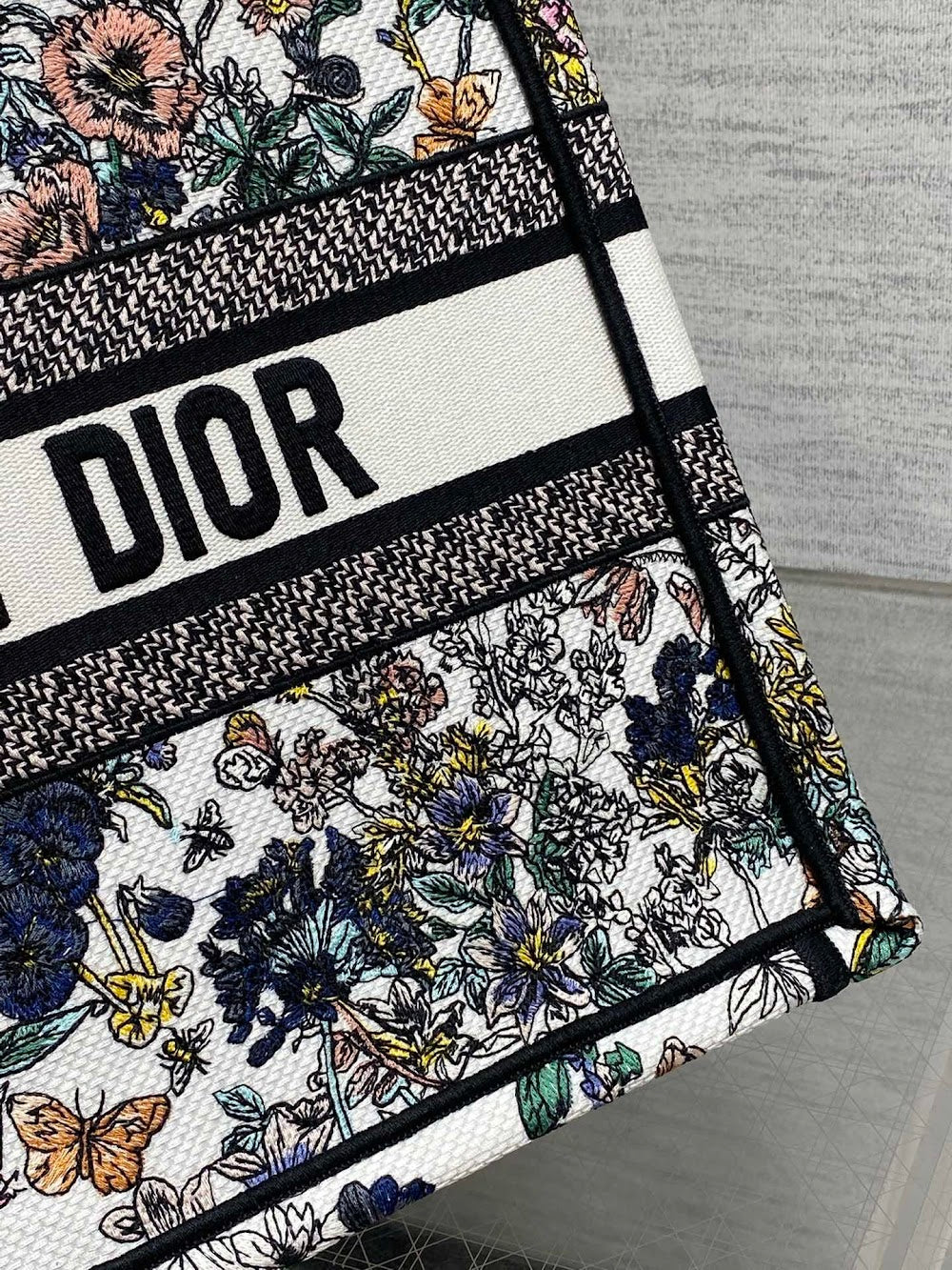 new-luxury-designer-bags-nm16728