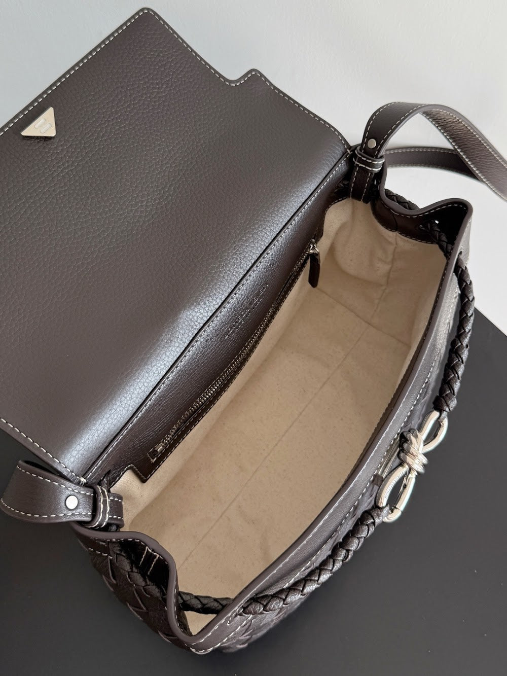 Ezyycart Bags Bottegan Luxury Bag --90970