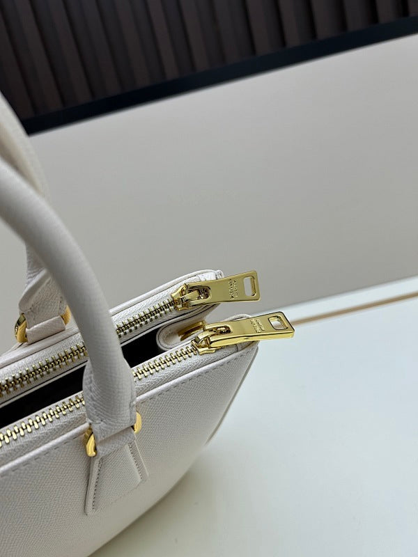 Ezyycart Bags pradn Luxury Bag --74622