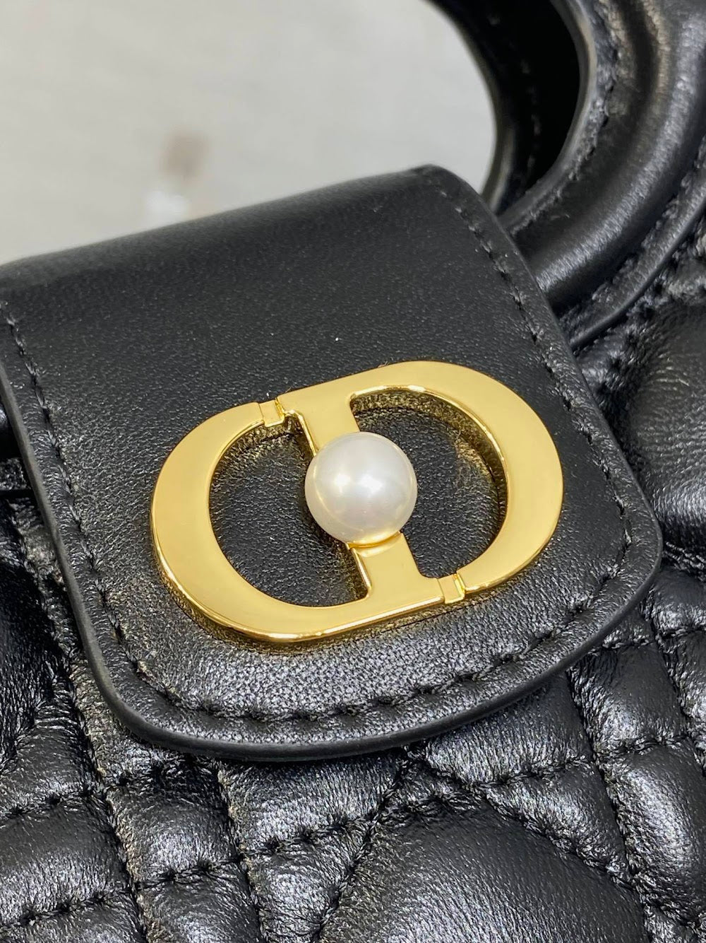new-designer-premium-bags-nm16876