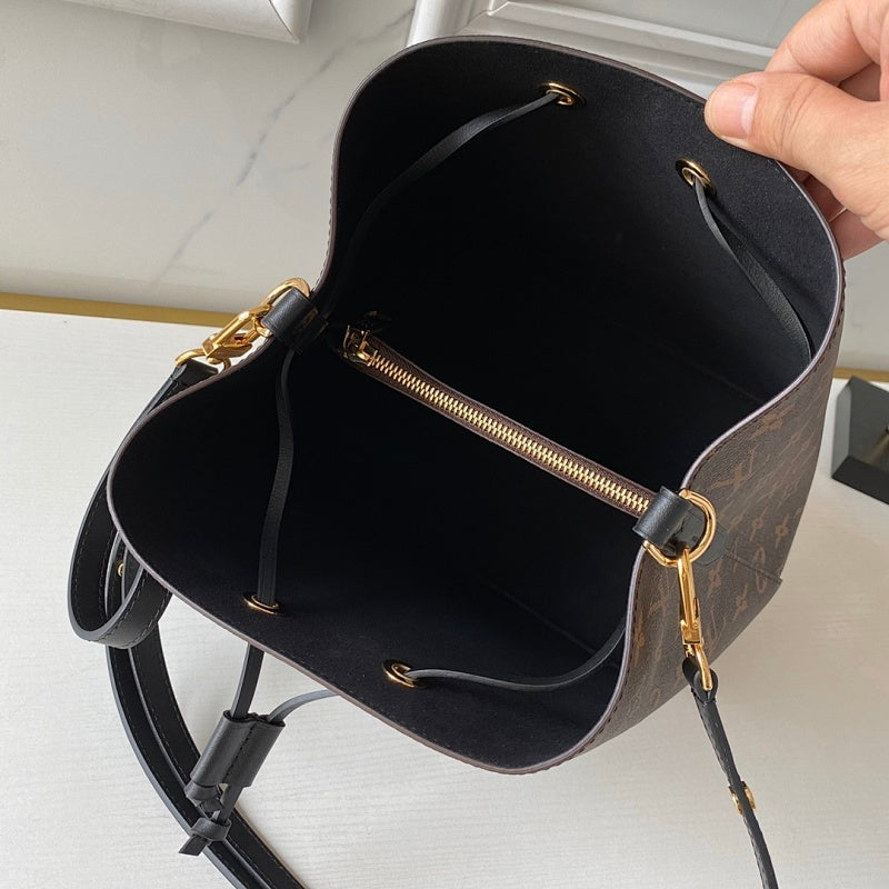 Anum Bags ln Luxury Bag --59485