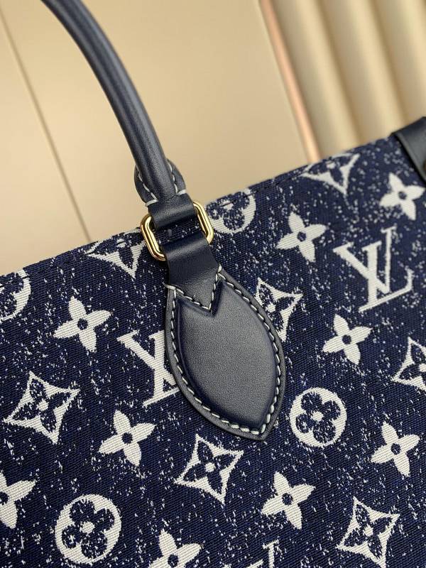 Anum Bags ln Luxury Bag --60712