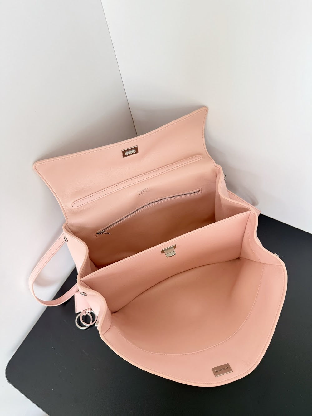 Ezyycart Bags Balenciaga Luxury Bag --111604
