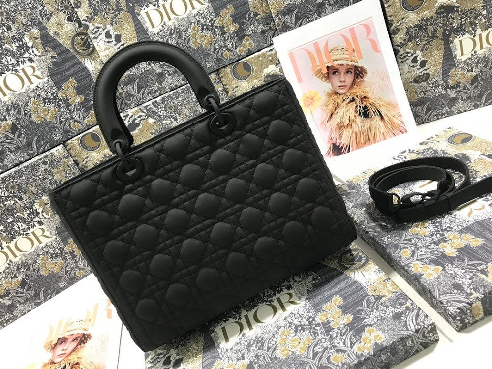 new-luxury-designer-bags-nm16044