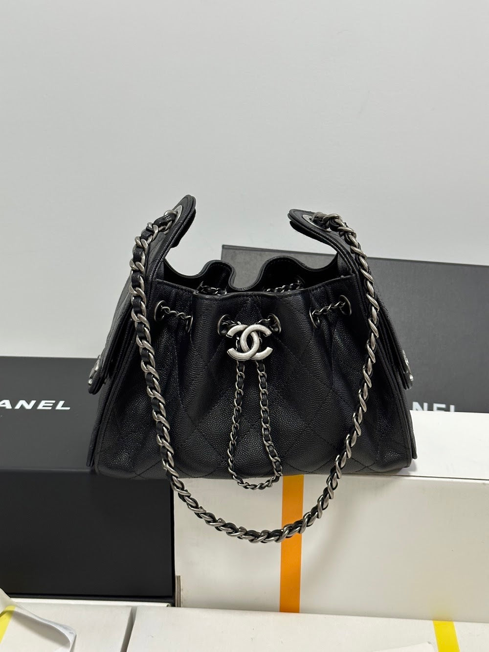 new-luxury-designer-bags-nm20491