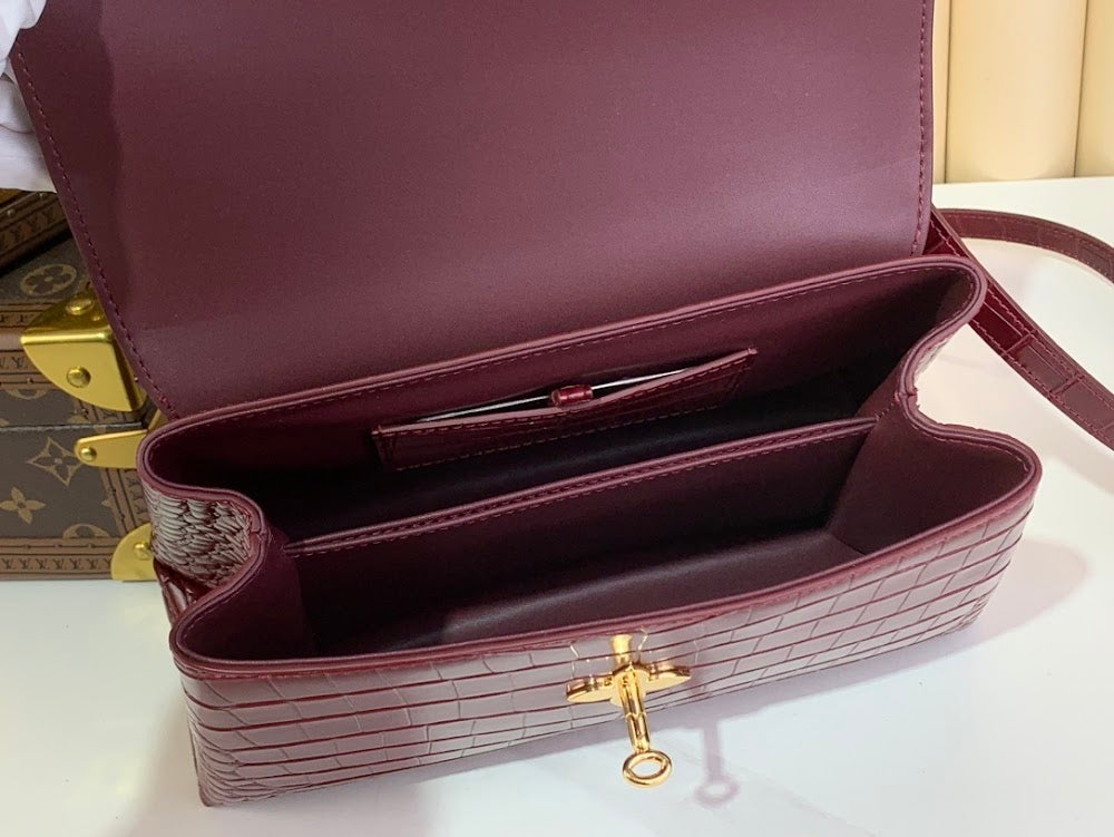 Anum Bags ln Luxury Bag --57052
