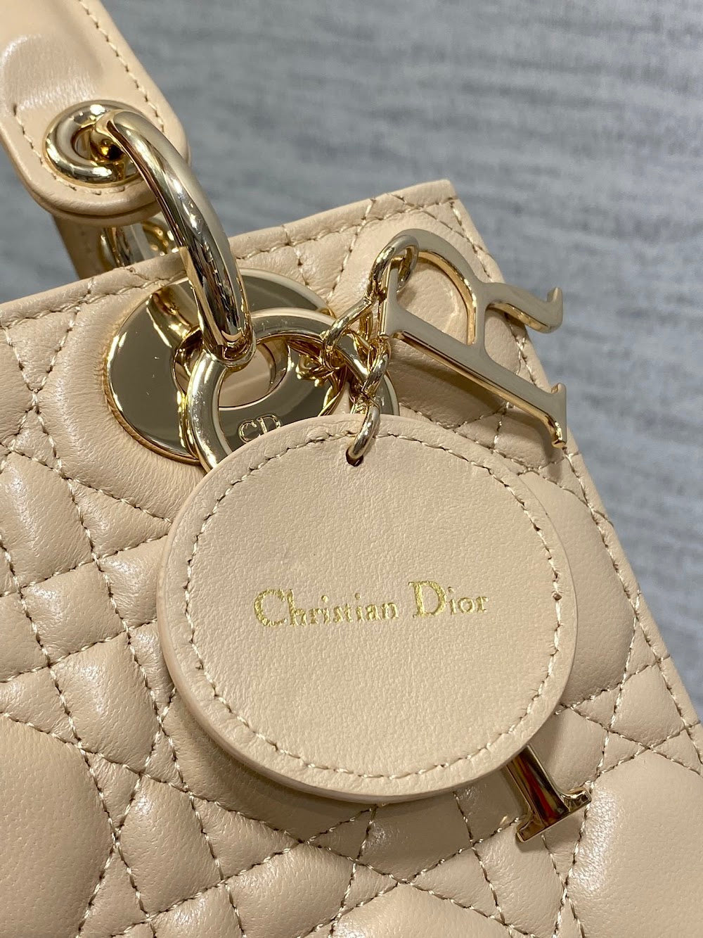 new-designer-premium-bags-nm16313