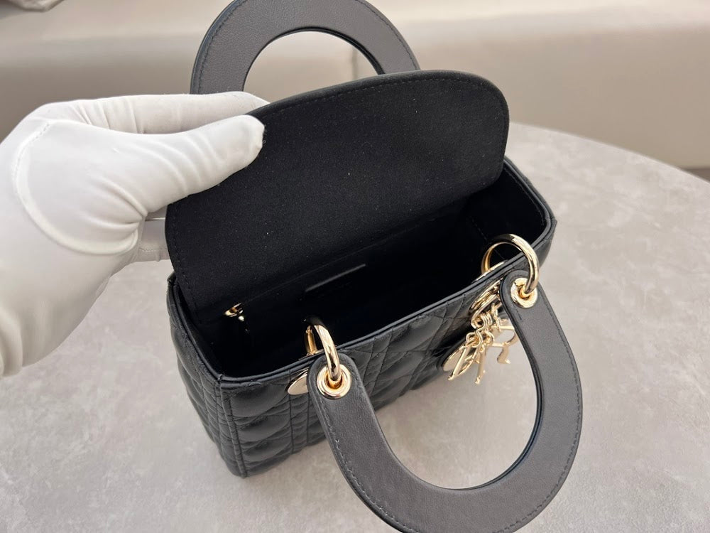 new-luxury-designer-bags-nm16239