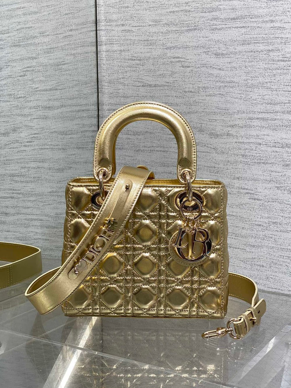 new-designer-premium-bags-nm16470