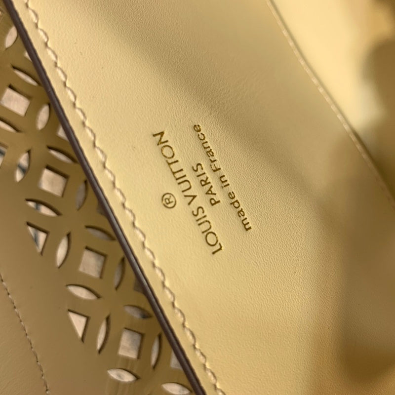 Anum Bags ln Luxury Bag --59367