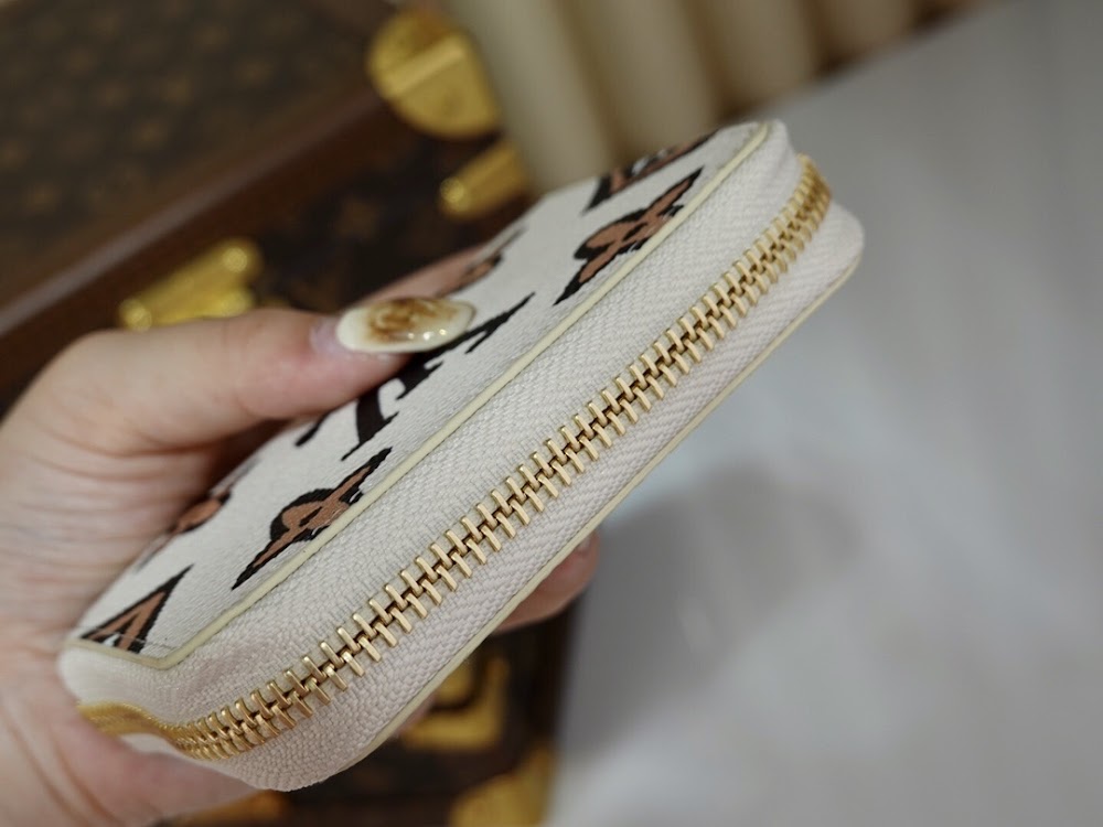 Anum Bags ln Luxury Bag --60326
