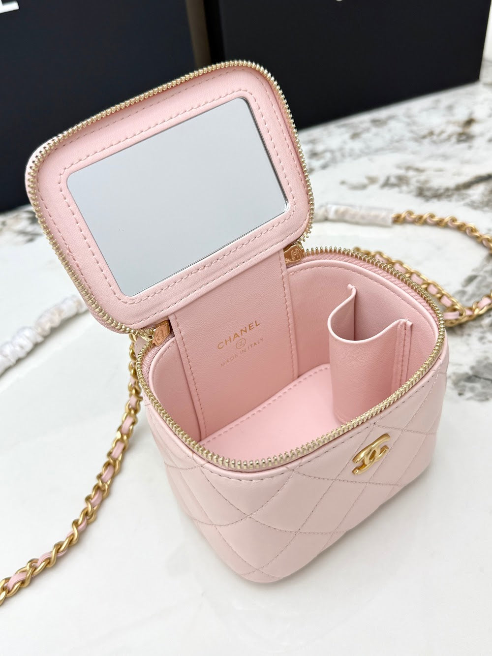 Anum Bags CHn Luxury Bag --113771