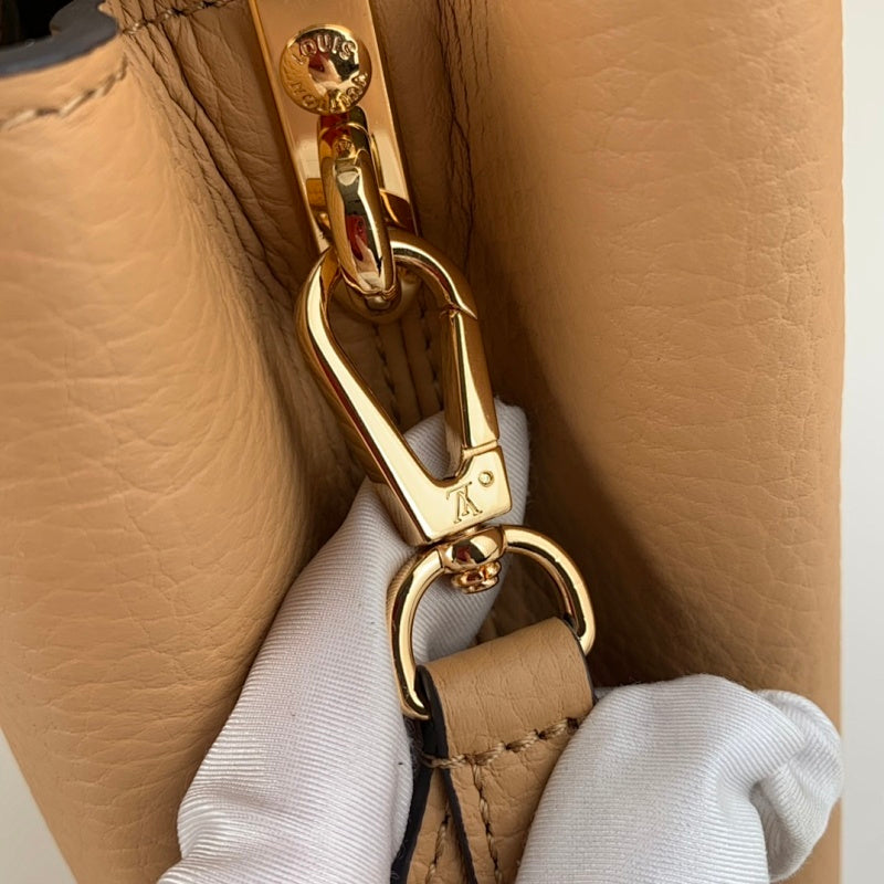Anum Bags ln Luxury Bag --60834
