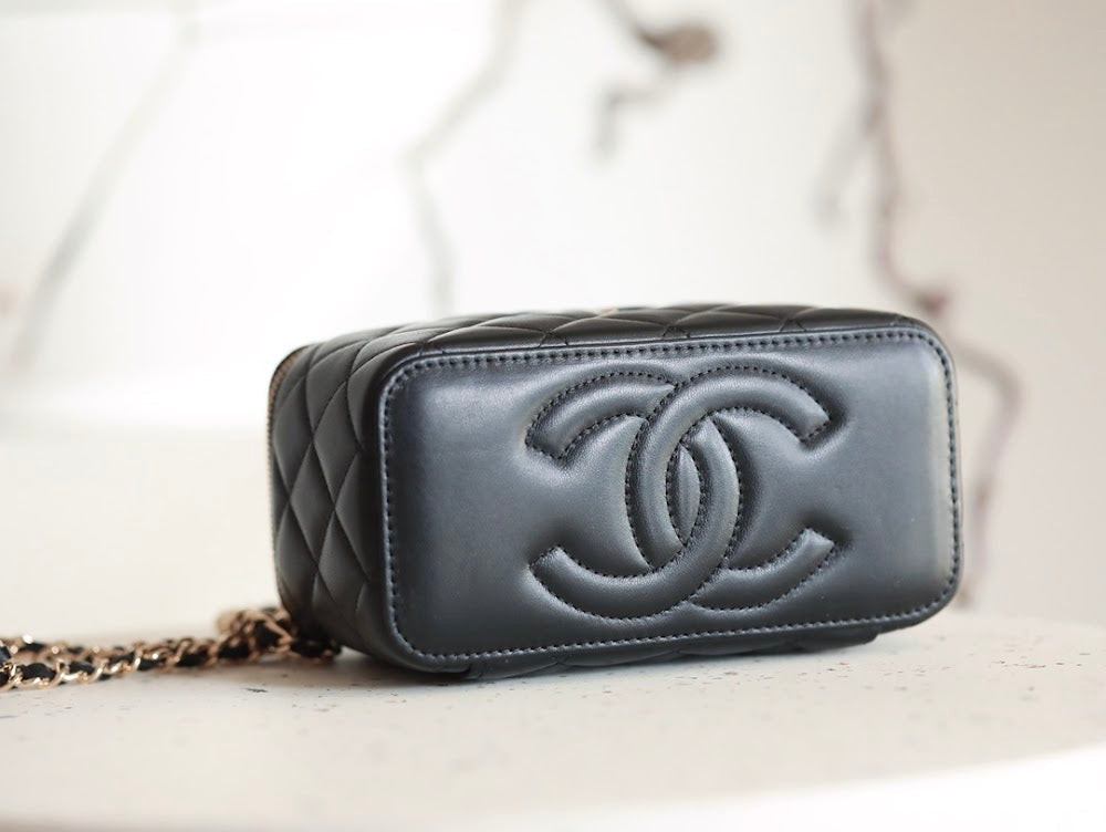 new-luxury-designer-bags-nm20616