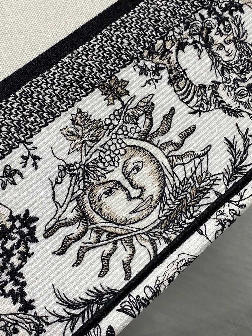 new-designer-premium-bags-nm15911