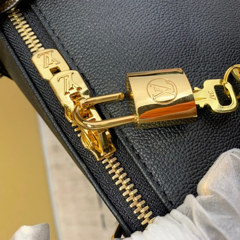 Anum Bags ln Luxury Bag --58151