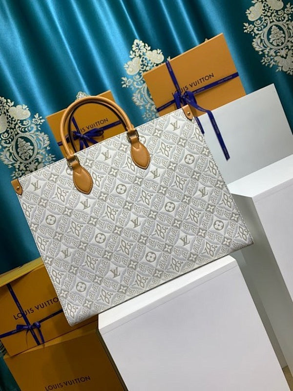 Anum Bags ln Luxury Bag --60715