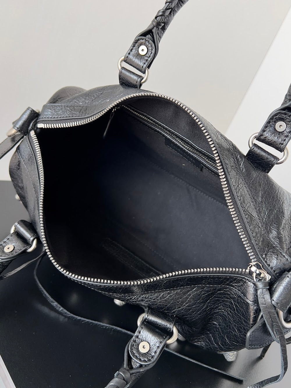 Ezyycart Bags Balenciaga Luxury Bag --111739