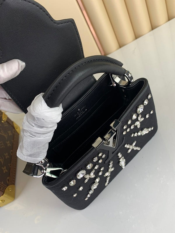 Anum Bags ln Luxury Bag --58545
