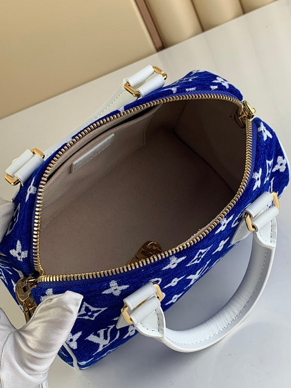 Anum Bags ln Luxury Bag --56961