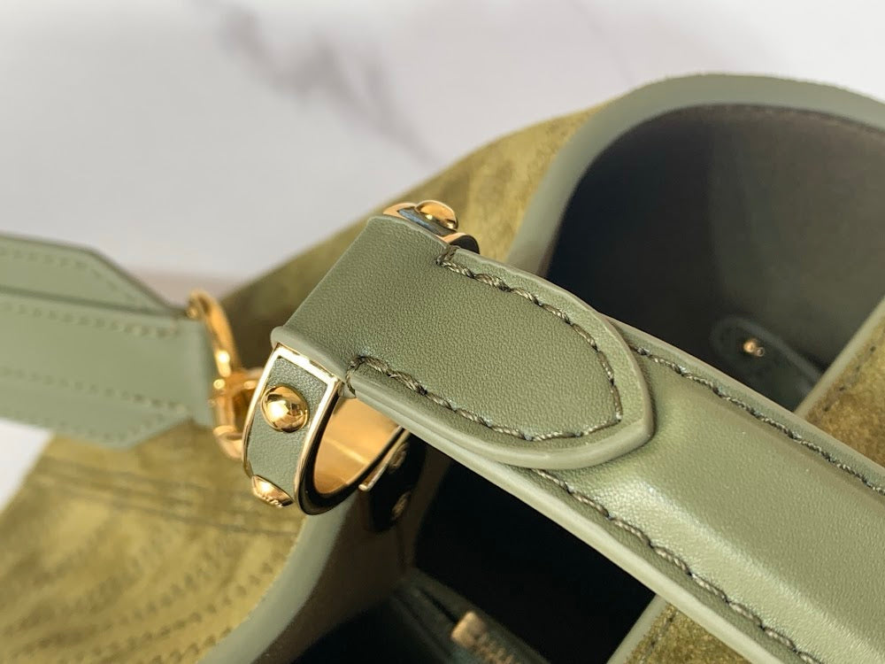 Anum Bags ln Luxury Bag --57713
